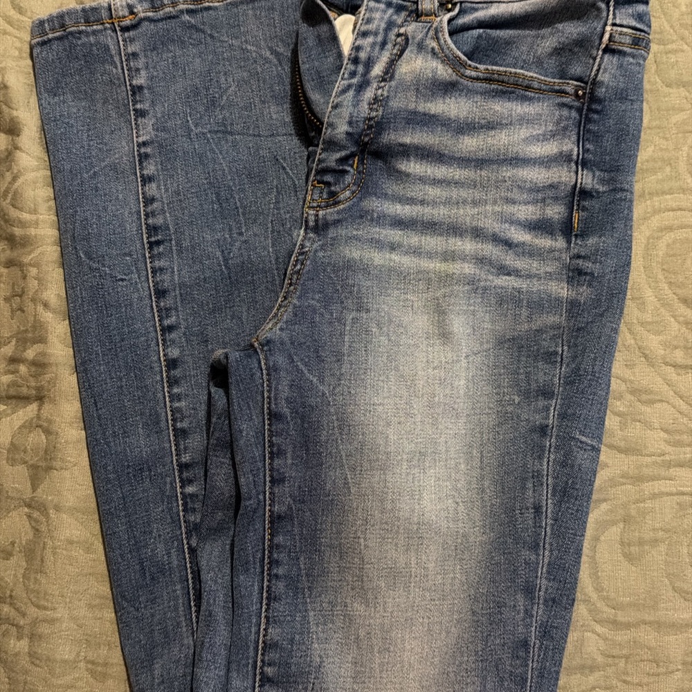 BKE Women's Boot Cut Jeans in Faded Blue
